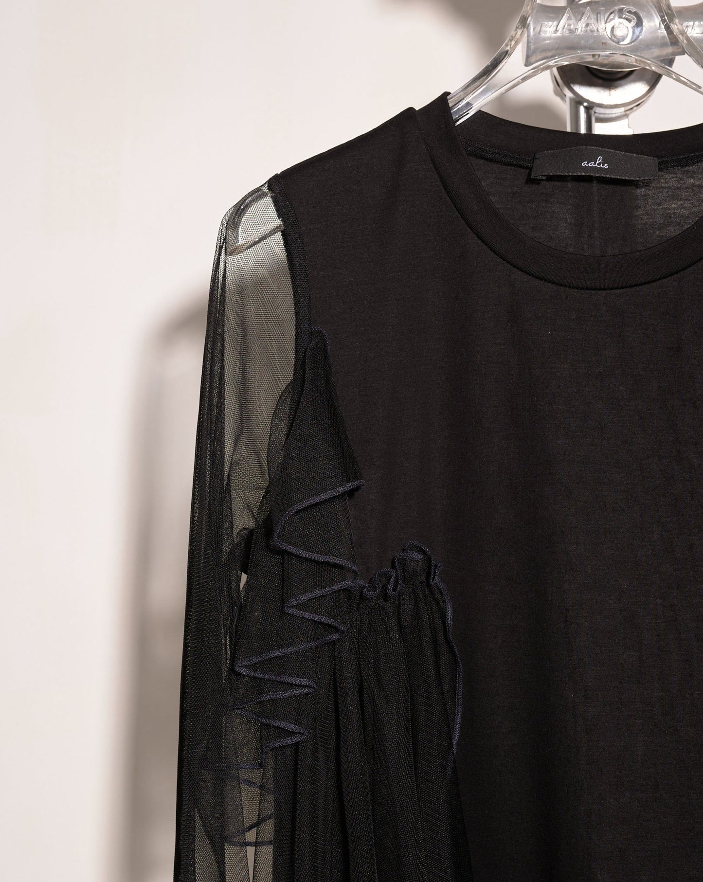 aalis MARIAN cascade mesh with trim detail LS top (Black)
