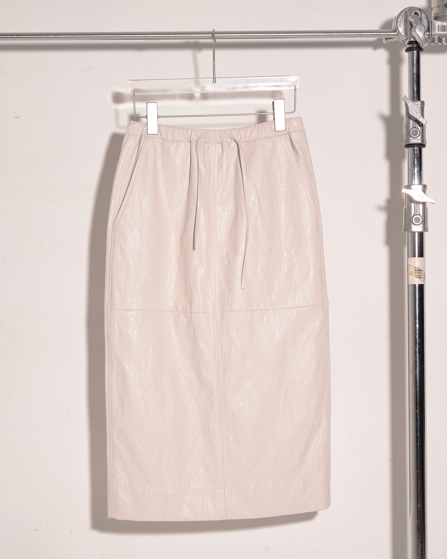 aalis RYLIE faux leather skirt (Cream)