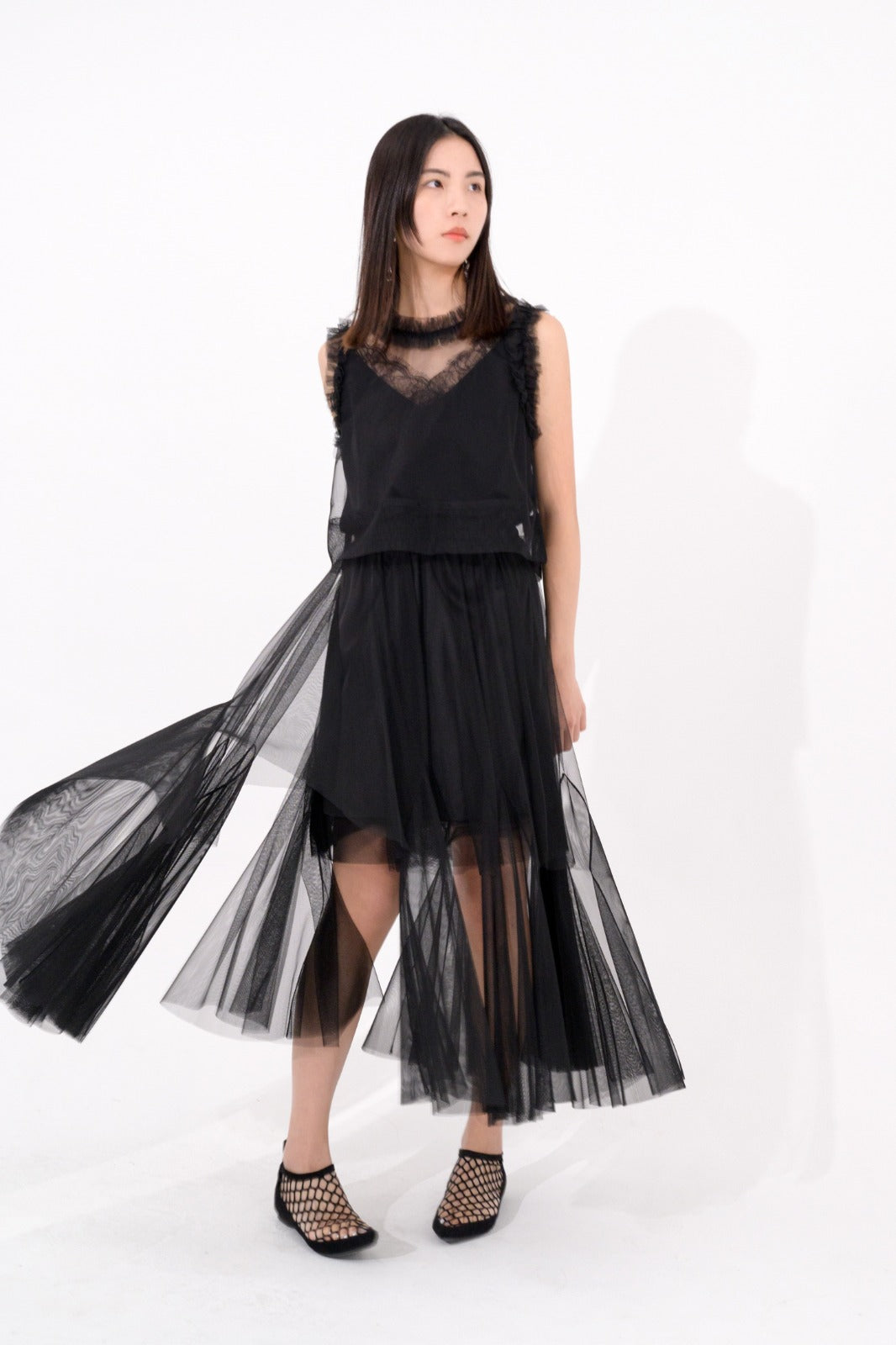 aalis JAYLA dangling detail mesh skirt (Black)