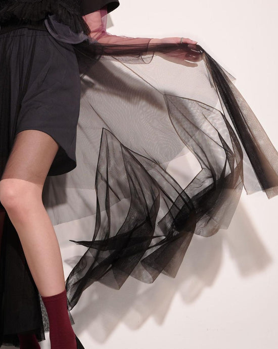 aalis JAYLA dangling detail mesh skirt (Black)