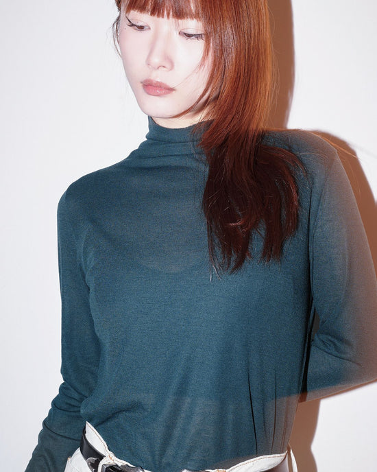 aalis ROISE sheer turtle neck top (Dark green)