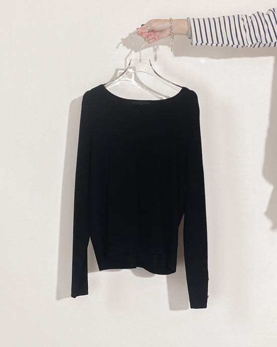 aalis DORIKA color blocking hem button details sweater (Black green)