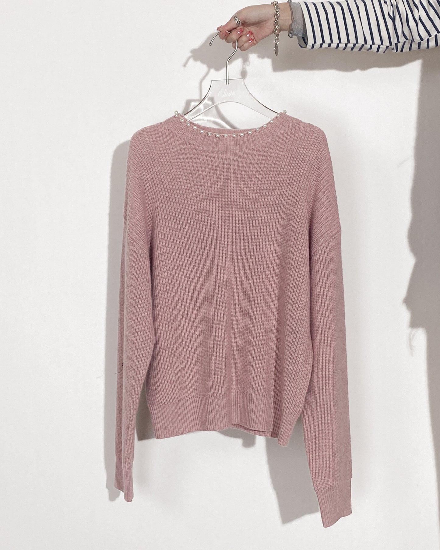 aalis THINA pearl embellished neckline sweater (Heather pink)