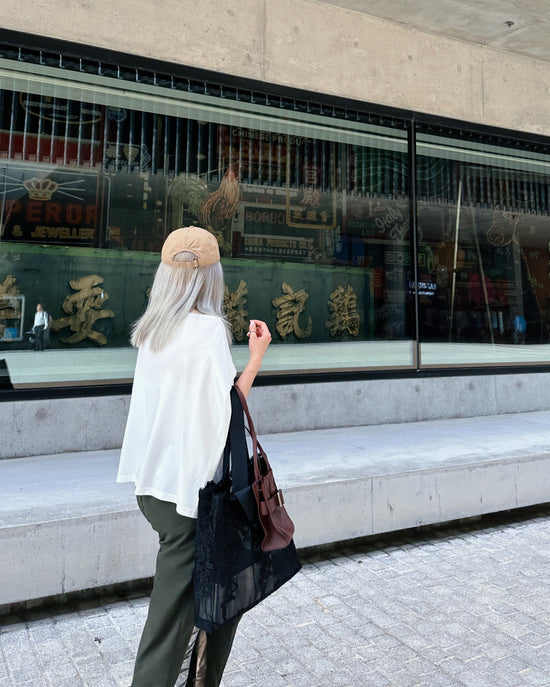 aalis RENI off shoulder knit cape top (White)