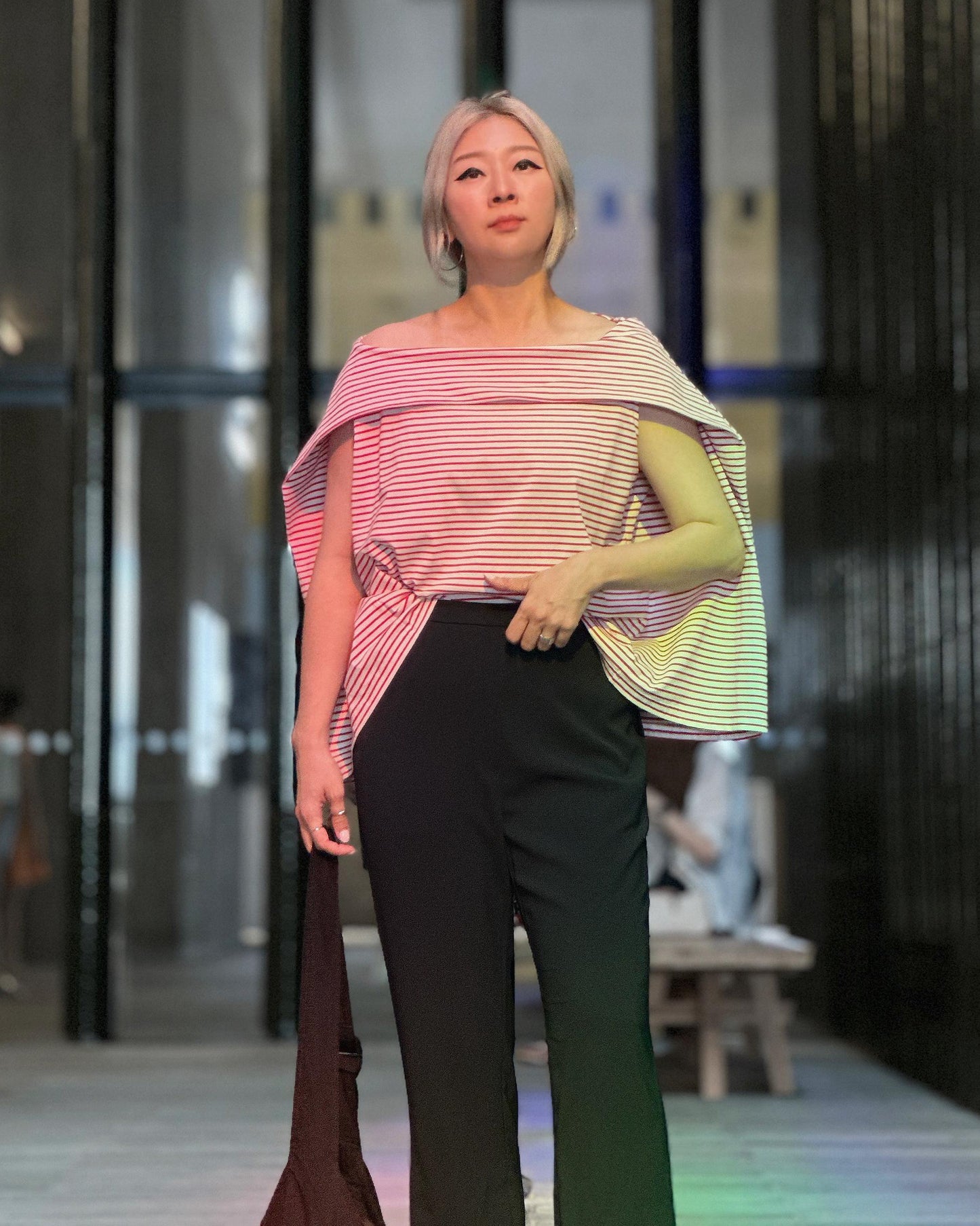 aalis RENI off shoulder knit cape top (Red stripe)