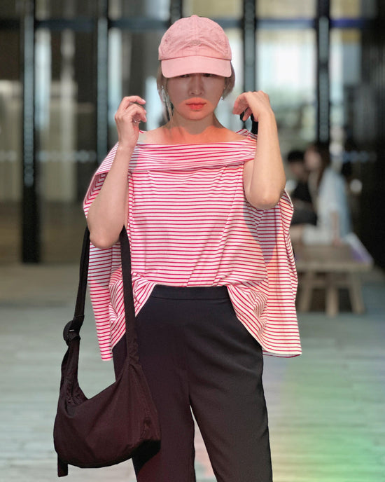 aalis RENI off shoulder knit cape top (Red stripe)