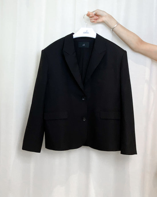 ONE OF A KIND - 1079