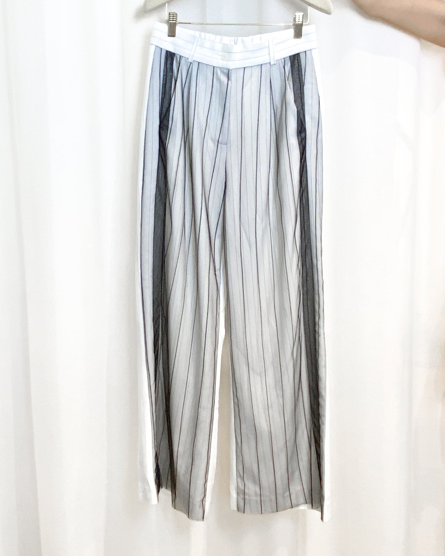 ONE OF A KIND - 1095