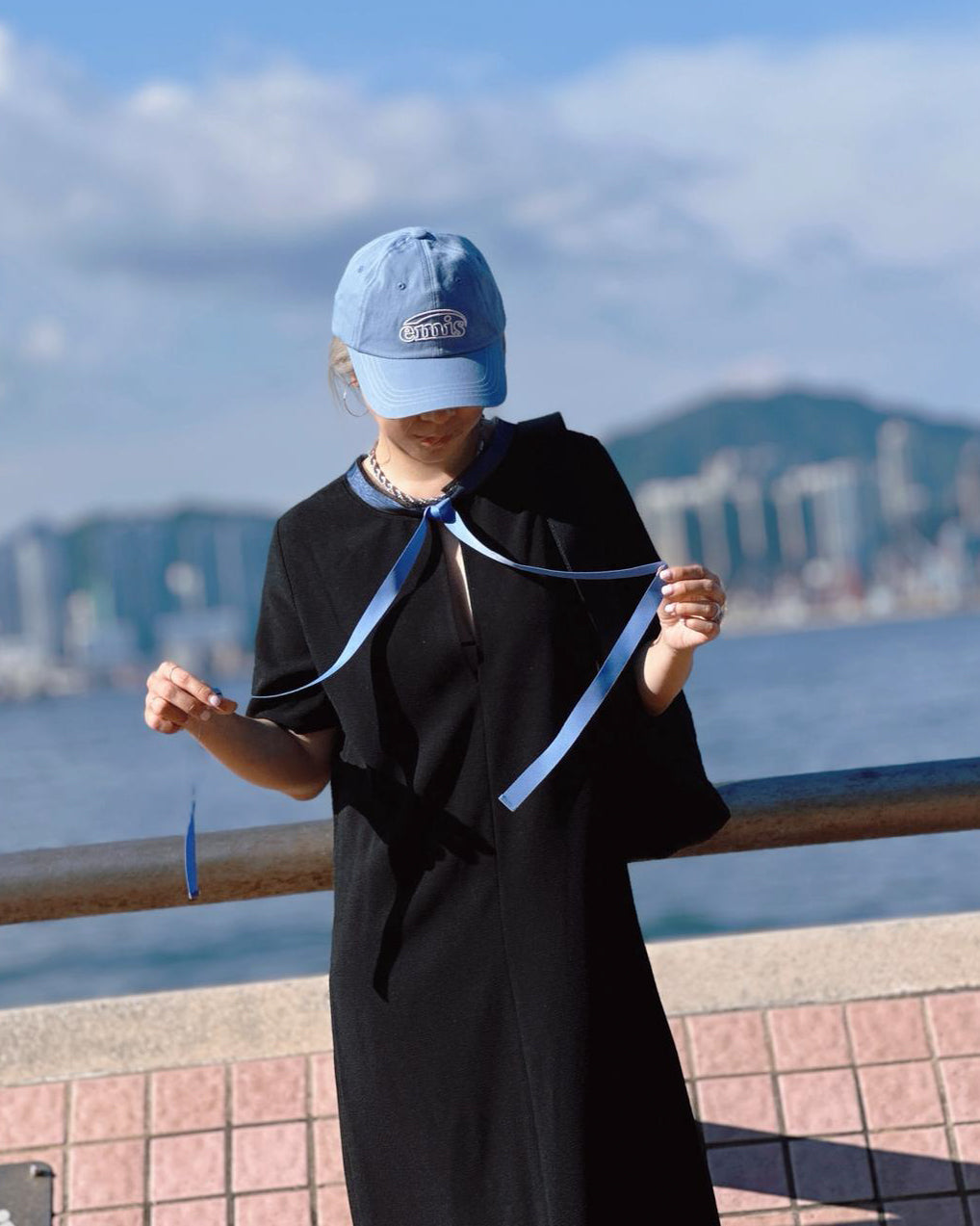 aalis KEMI mesh collar grosgrain ribbon tie on the back bias cut dress (Black)