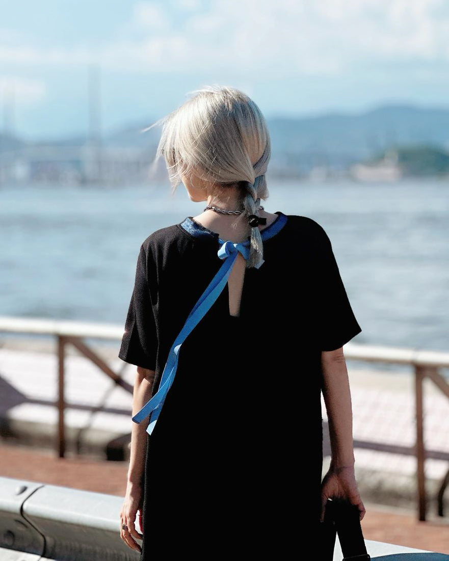 aalis KEMI mesh collar grosgrain ribbon tie on the back bias cut dress (Black)