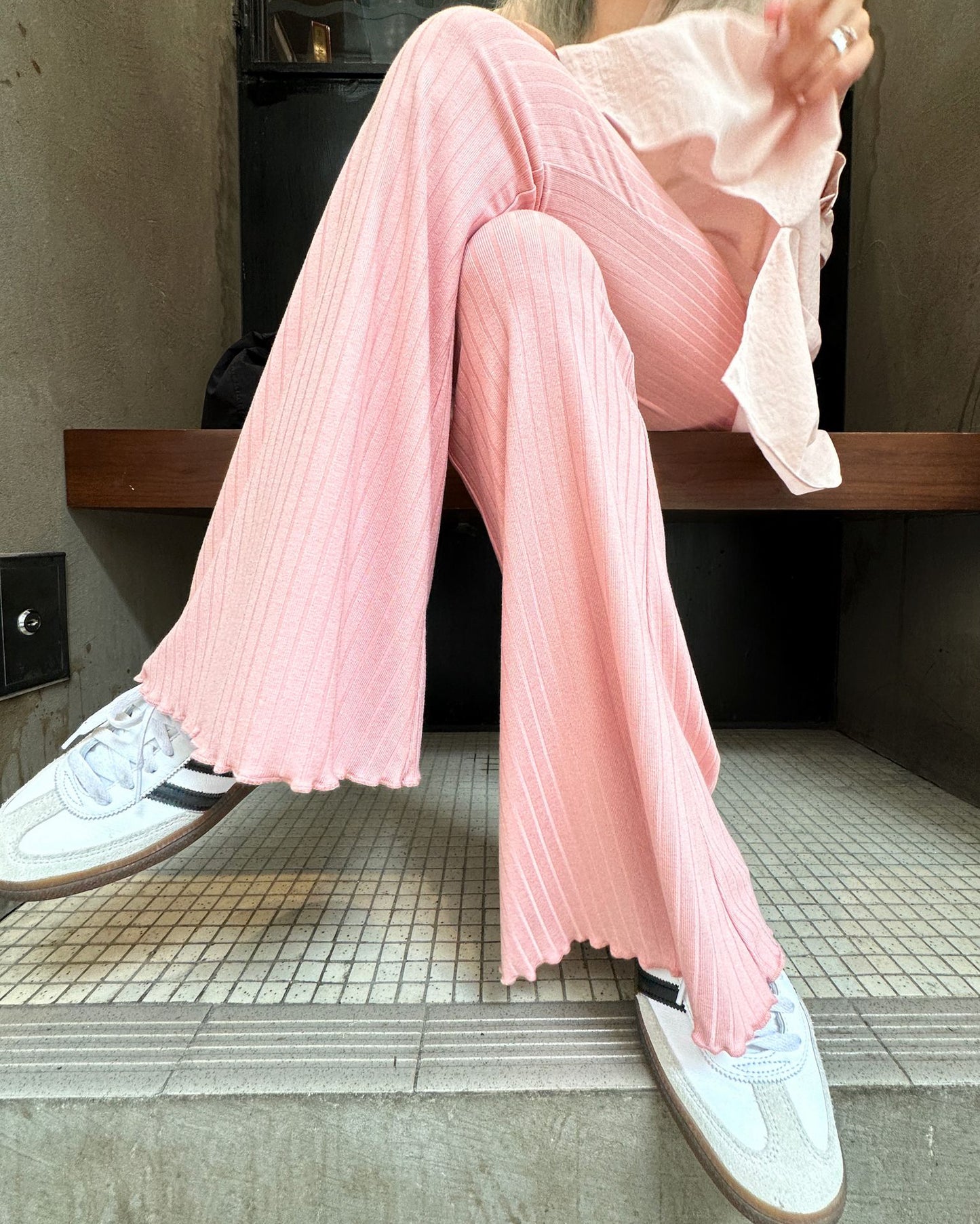 aalis DENIA SS25 ruffle hem pants (Pink)