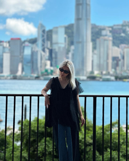 aalis OMARI Deep V frill mesh top (Black)