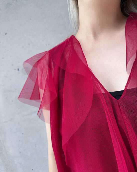 aalis OMARI Deep V frill mesh top (Dark red)