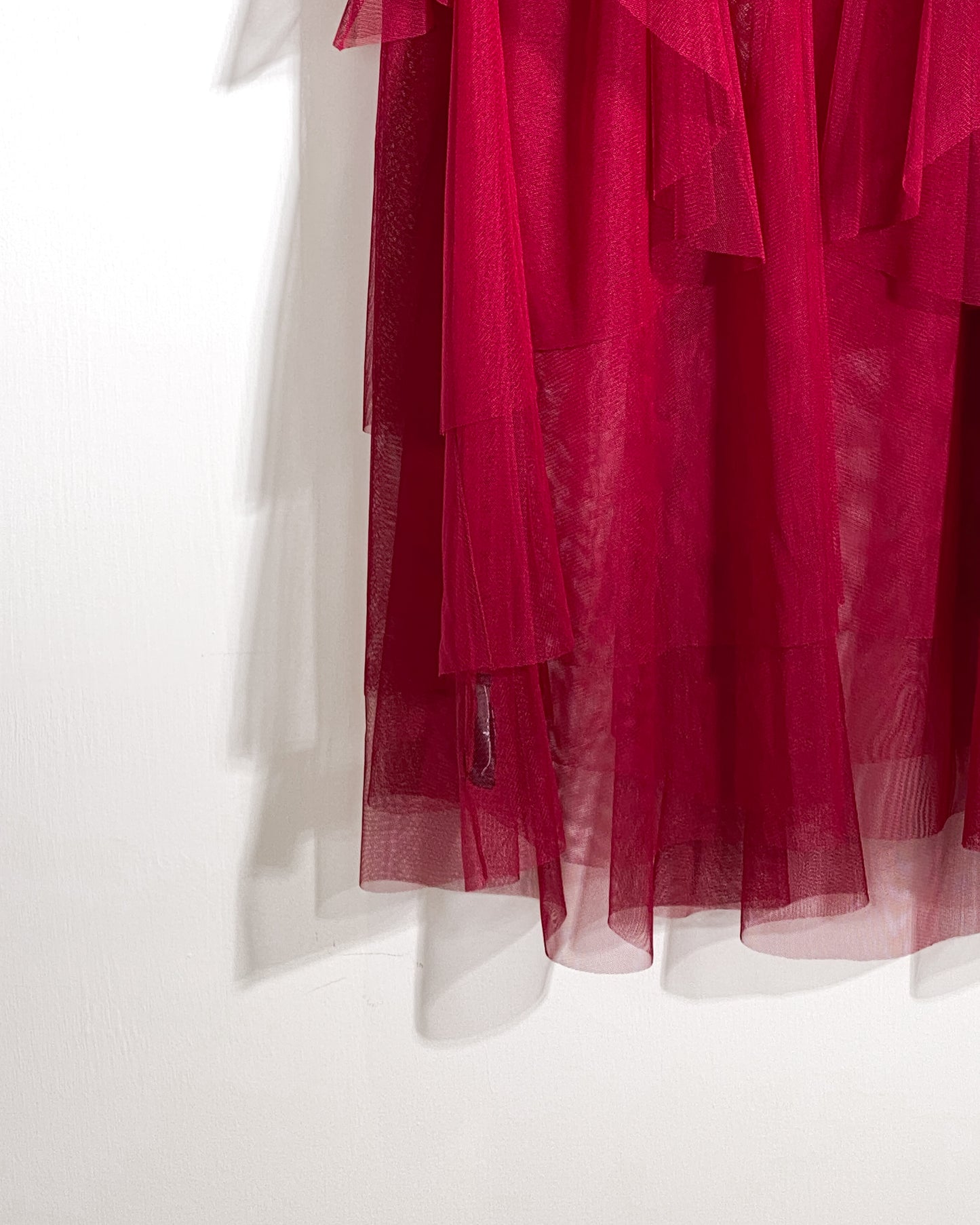 aalis OMARI Deep V frill mesh top (Dark red)