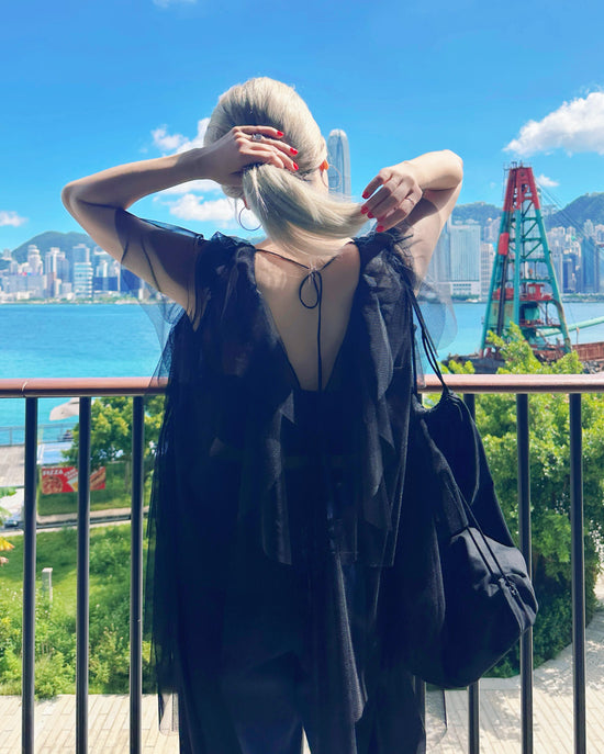 aalis OMARI Deep V frill mesh top (Black)