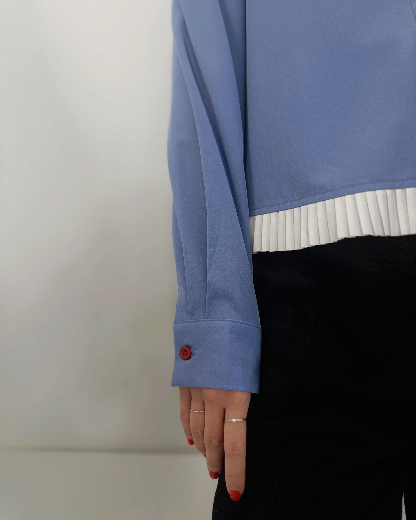 aalis PIEN pleated hem shirt (Blue)