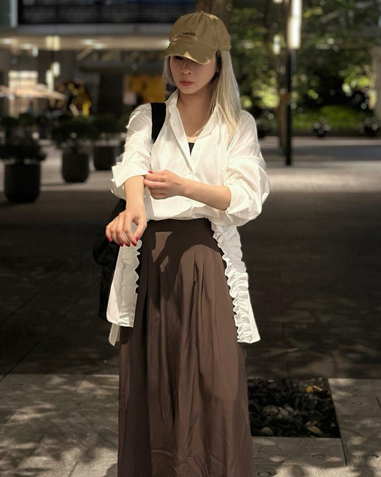 aalis PARRY FW25 ruffle U shape trimming shirt (White)