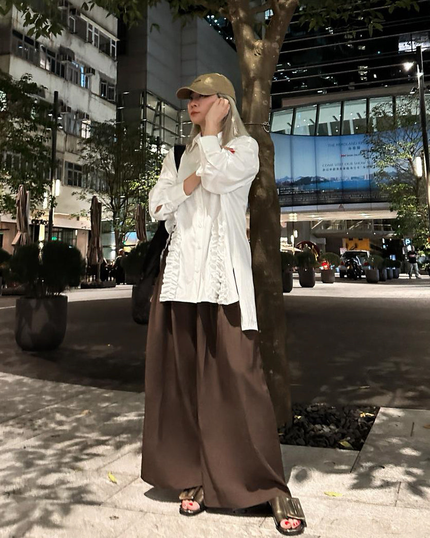 aalis PARRY FW25 ruffle U shape trimming shirt (White)