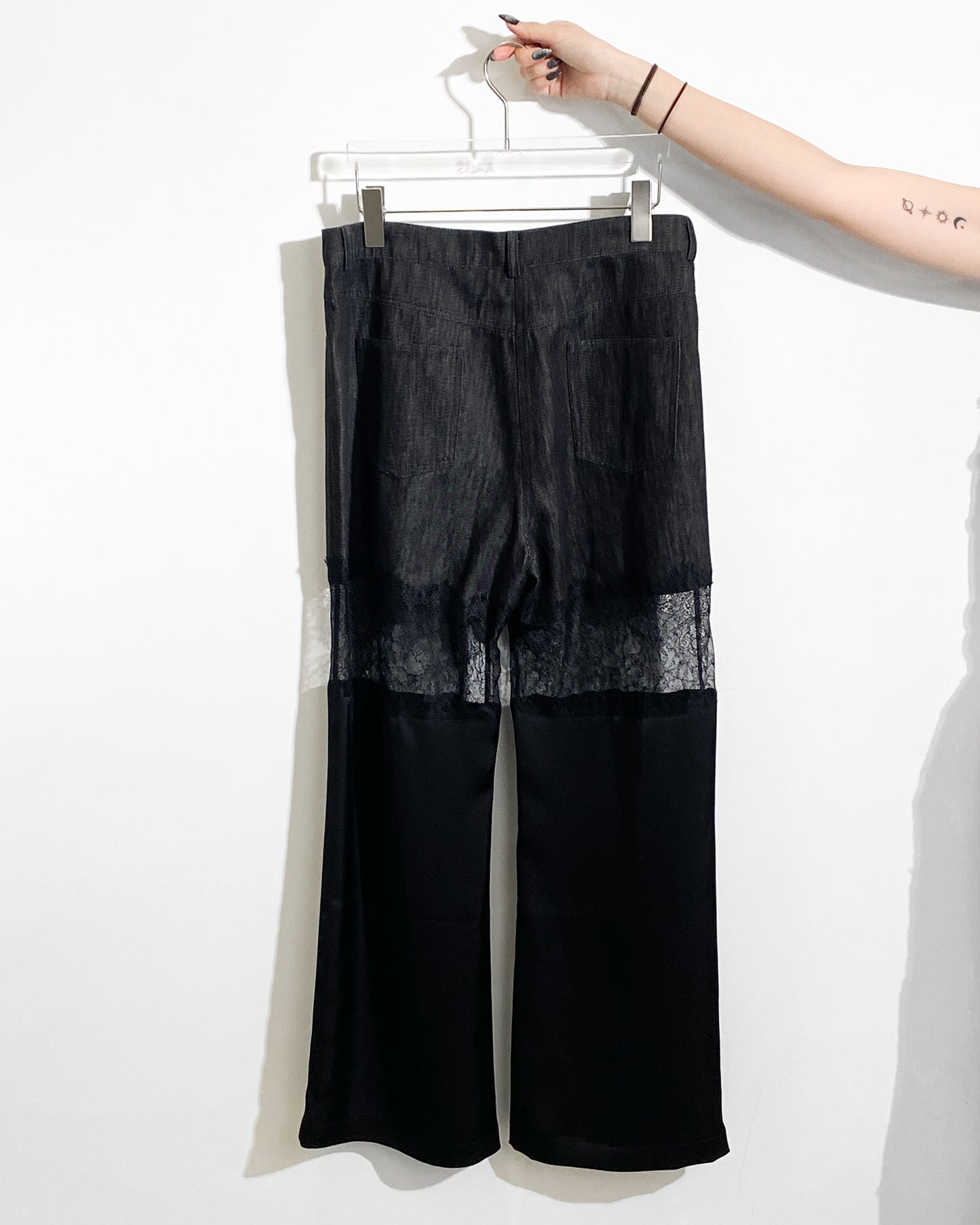 aalis JADEY lace panel pants (Black)