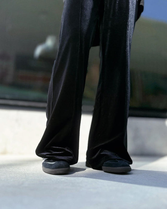aalis IZZY velvet pants (Black)