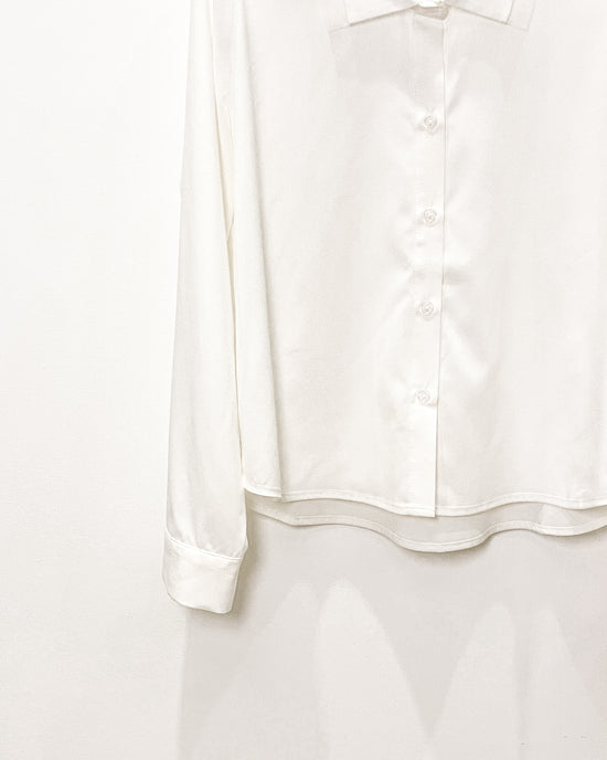aalis INTI mesh detail low collar shirt (White)