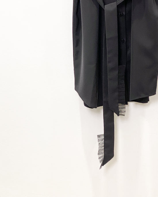 aalis CALLIA Pleated U mesh trim sleeveless shirt dress (Black)