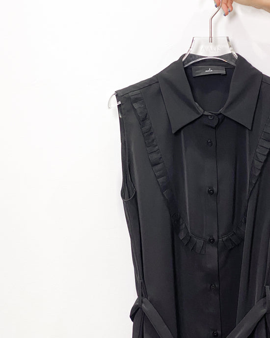 aalis CALLIA Pleated U mesh trim sleeveless shirt dress (Black)