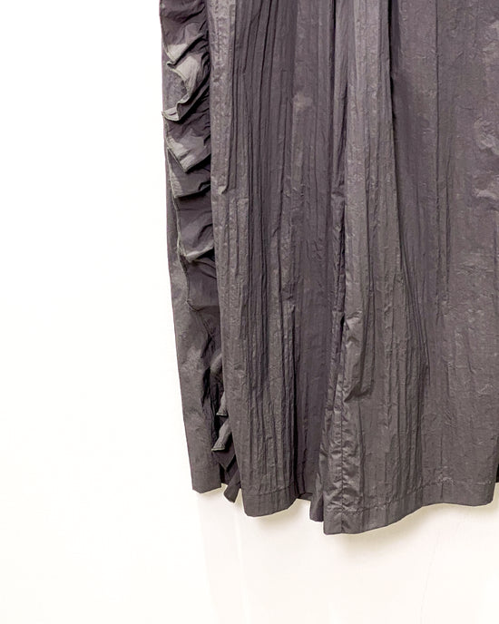 aalis TEIF two side ruffle details pants (Charcoal)