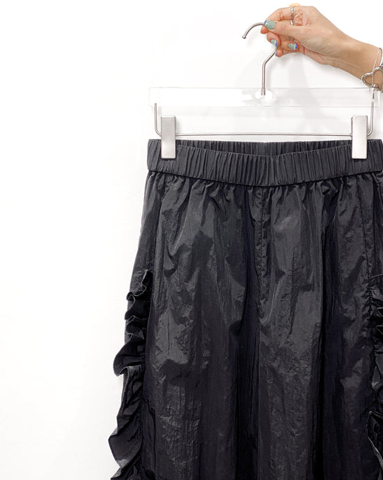 aalis TEIF two side ruffle details pants (Black)