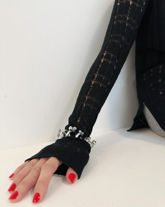 aalis NONA distressed loose fit knitwear (Black)