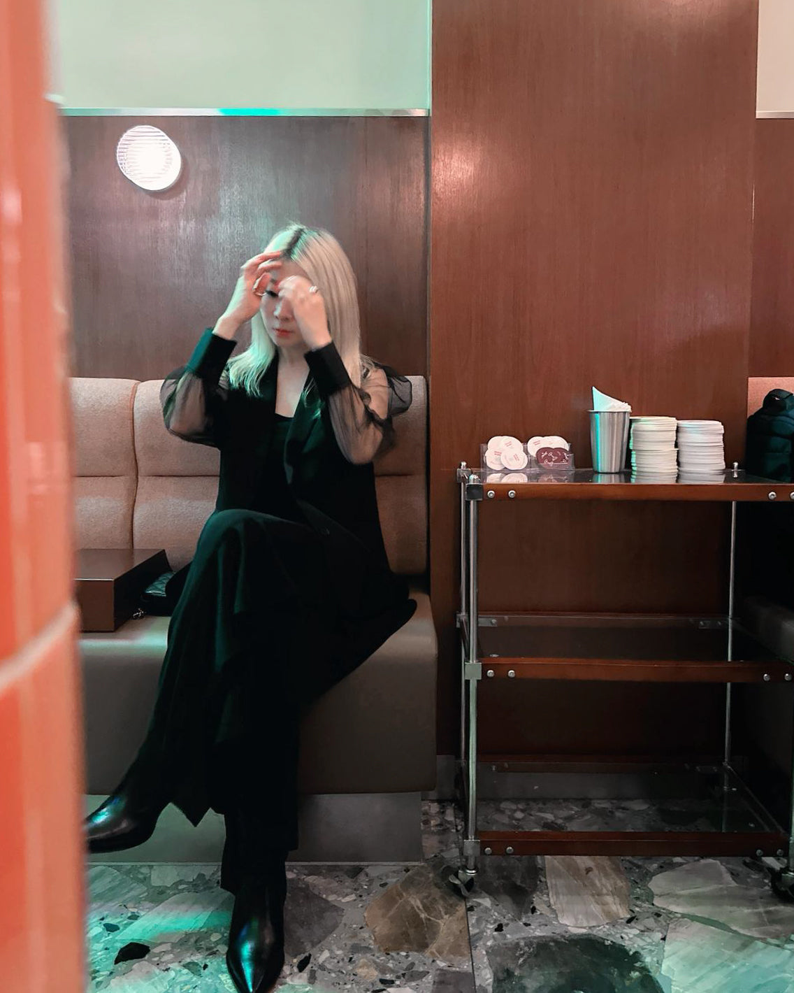 aalis WAWA mesh sleeves blazer (Black)