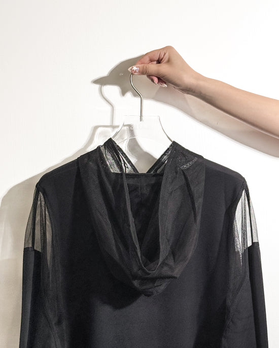 aalis ELIO cold shoulder pleated mesh ruffle hoodie (Black)