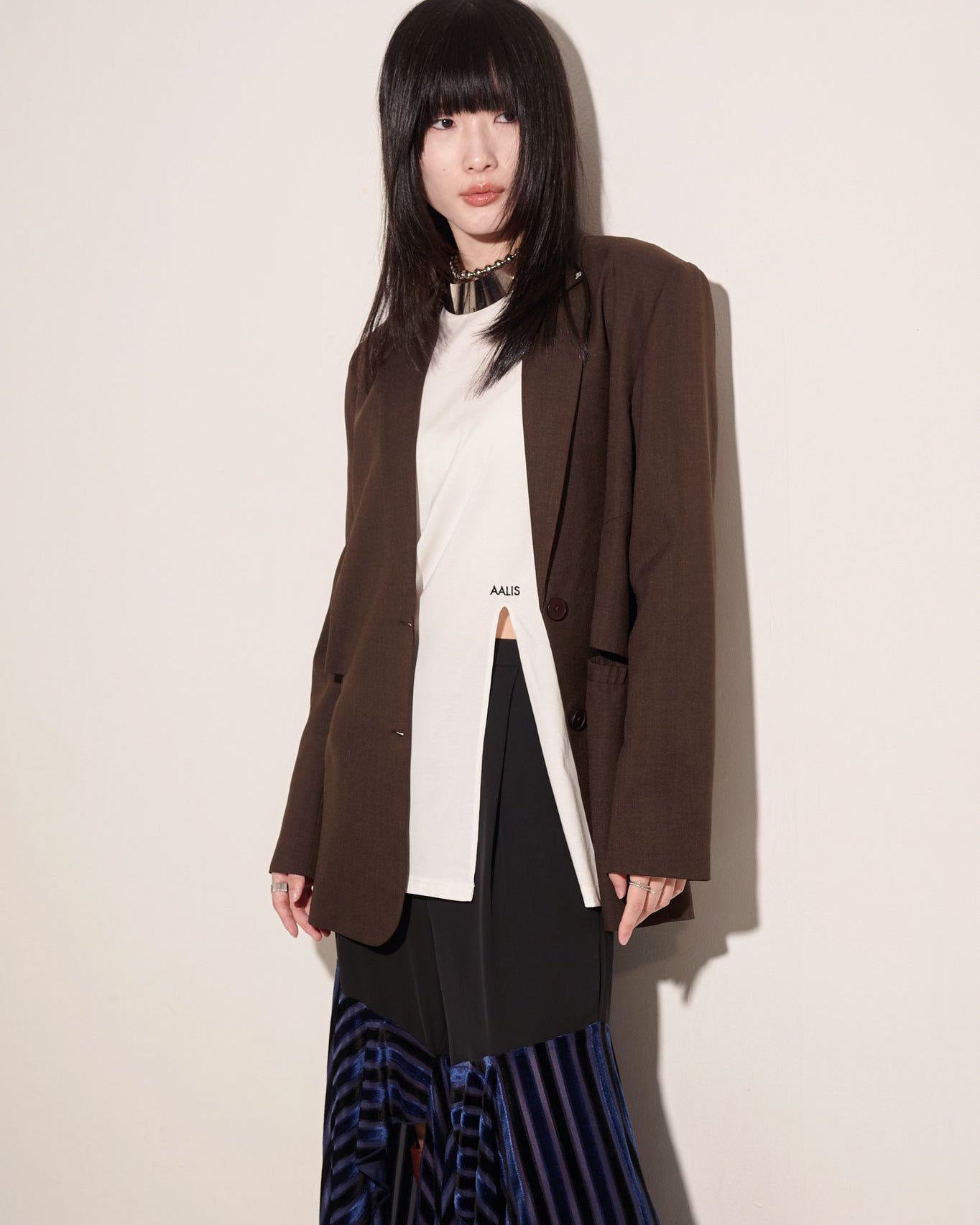 aalis NITA keyhole waist blazer (Brown)