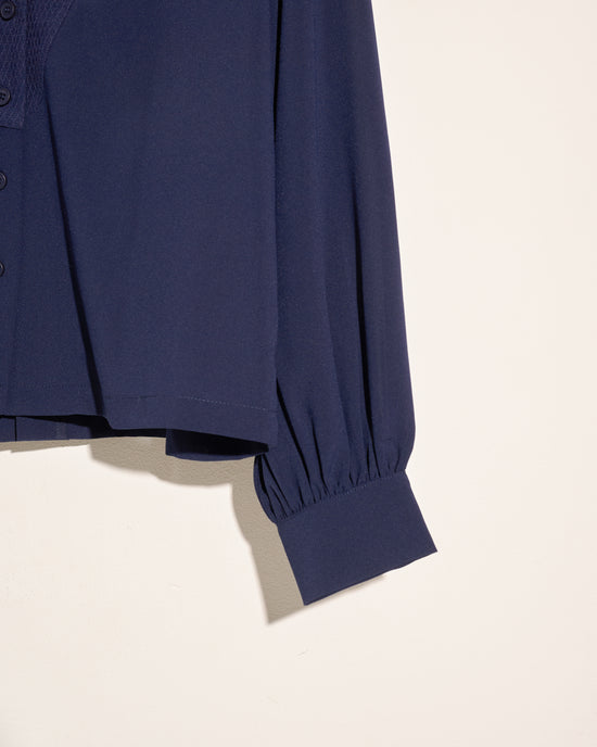 aalis KAMIKO V neck button down L/S blouse (Navy)