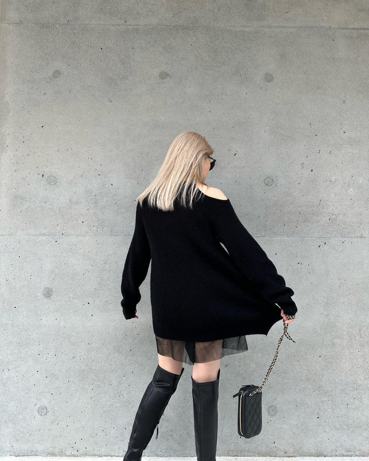 aalis SHYLA cut out shoulder tunic sweater dress (Black)