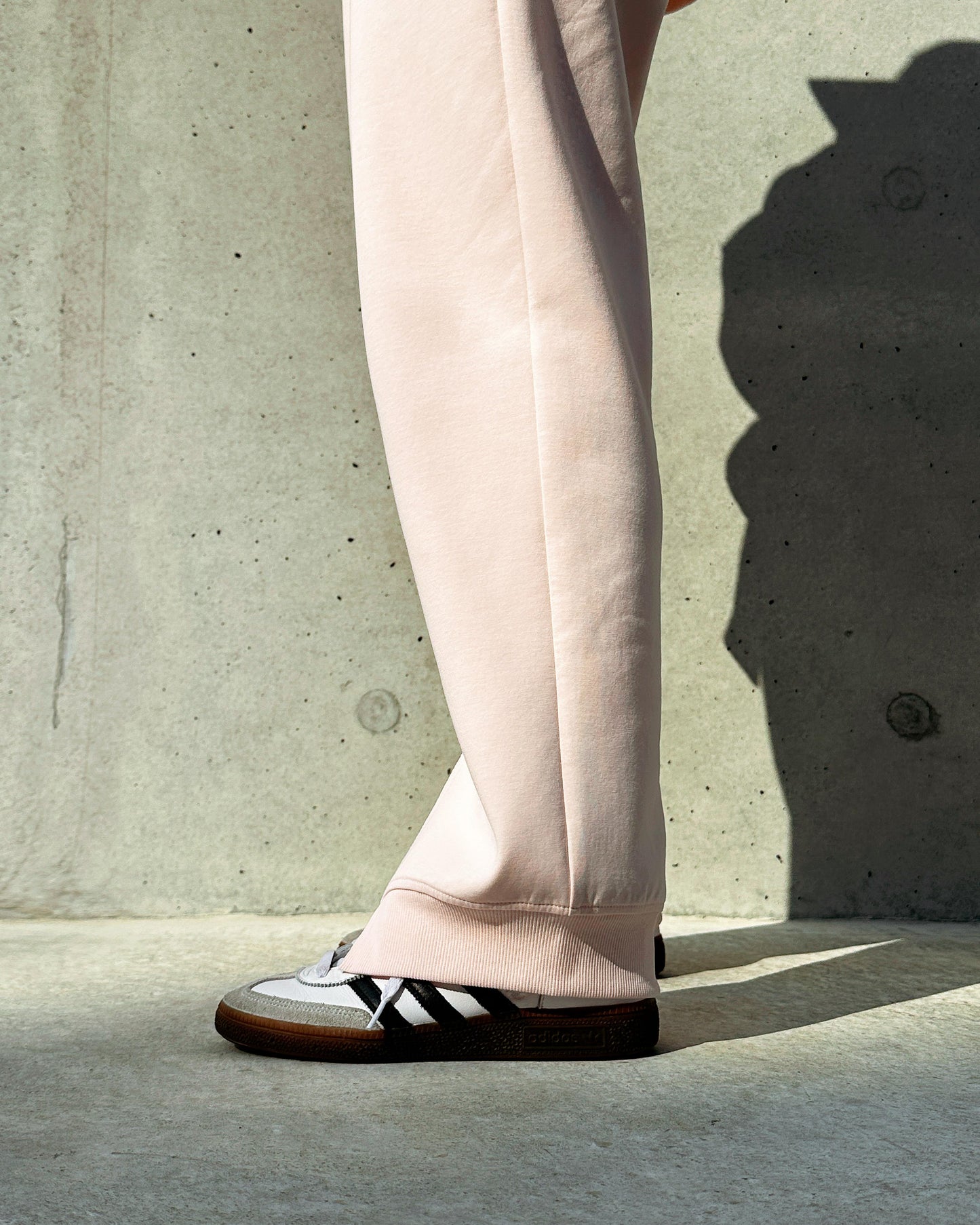 aalis NATA side slits sweat pants (Lt Pink)