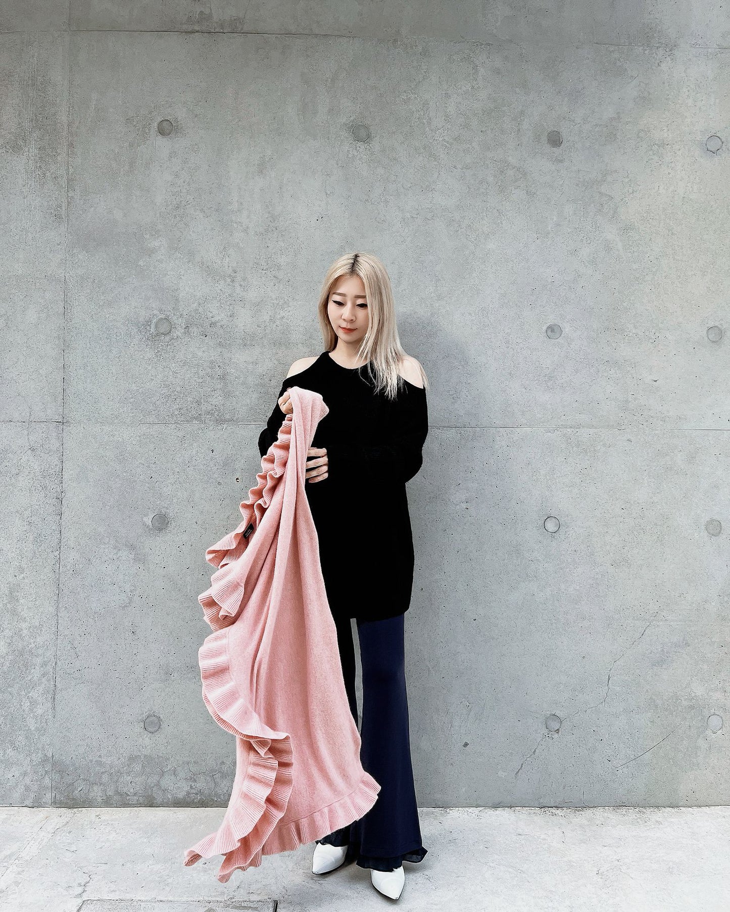 aalis DAMIEN FW25 chiffon ruffle hem pants (Dark Blue)