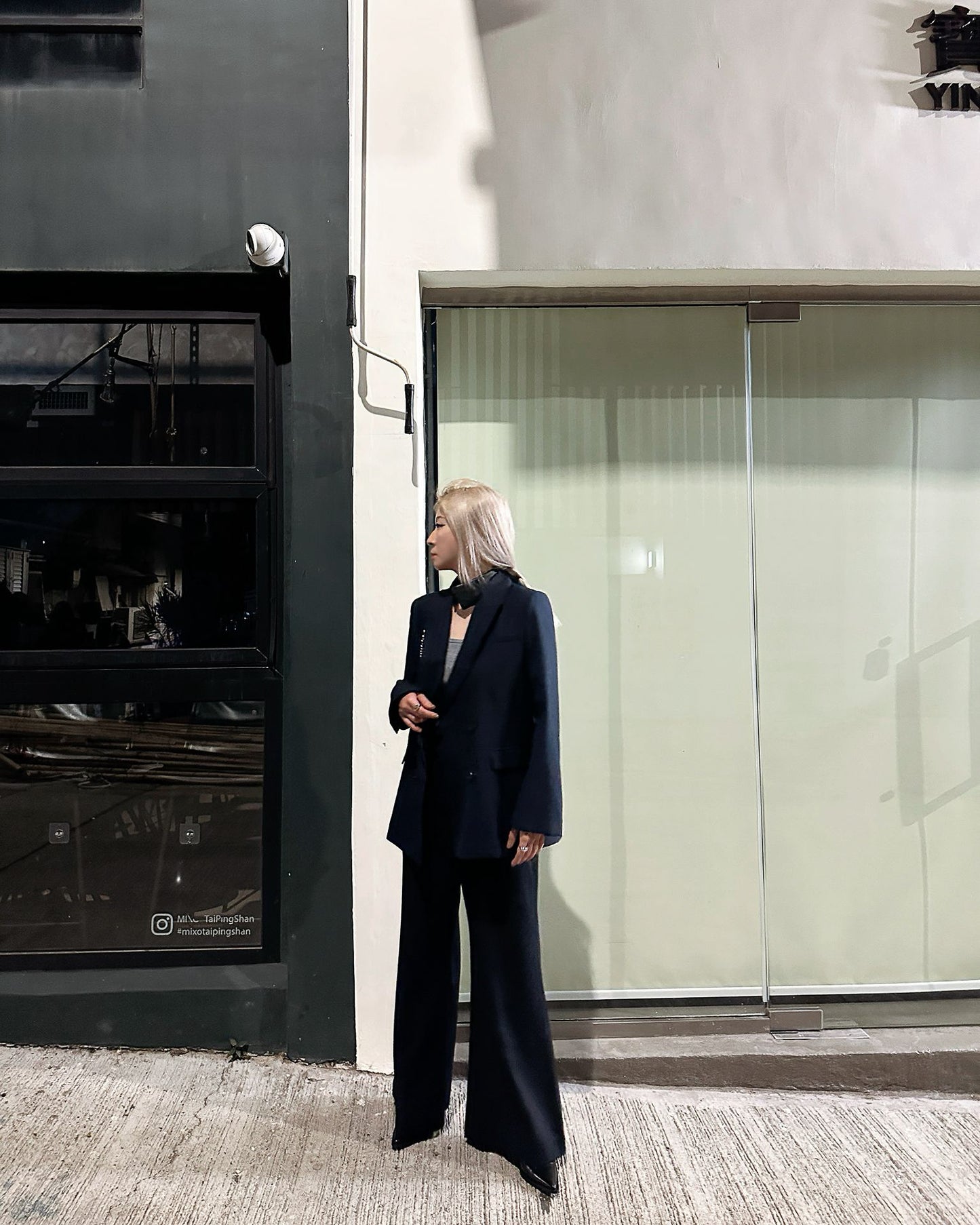 aalis KARISA high rise straight leg pants (Navy)