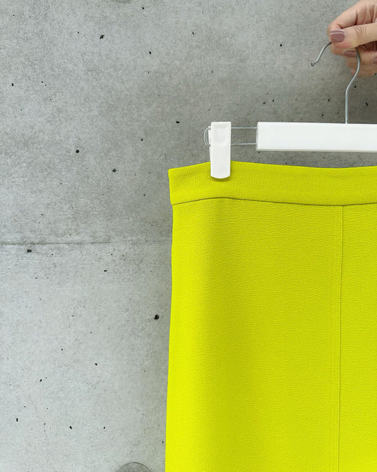 aalis MARNIE slit detail midi A line skirt (Neon Green)