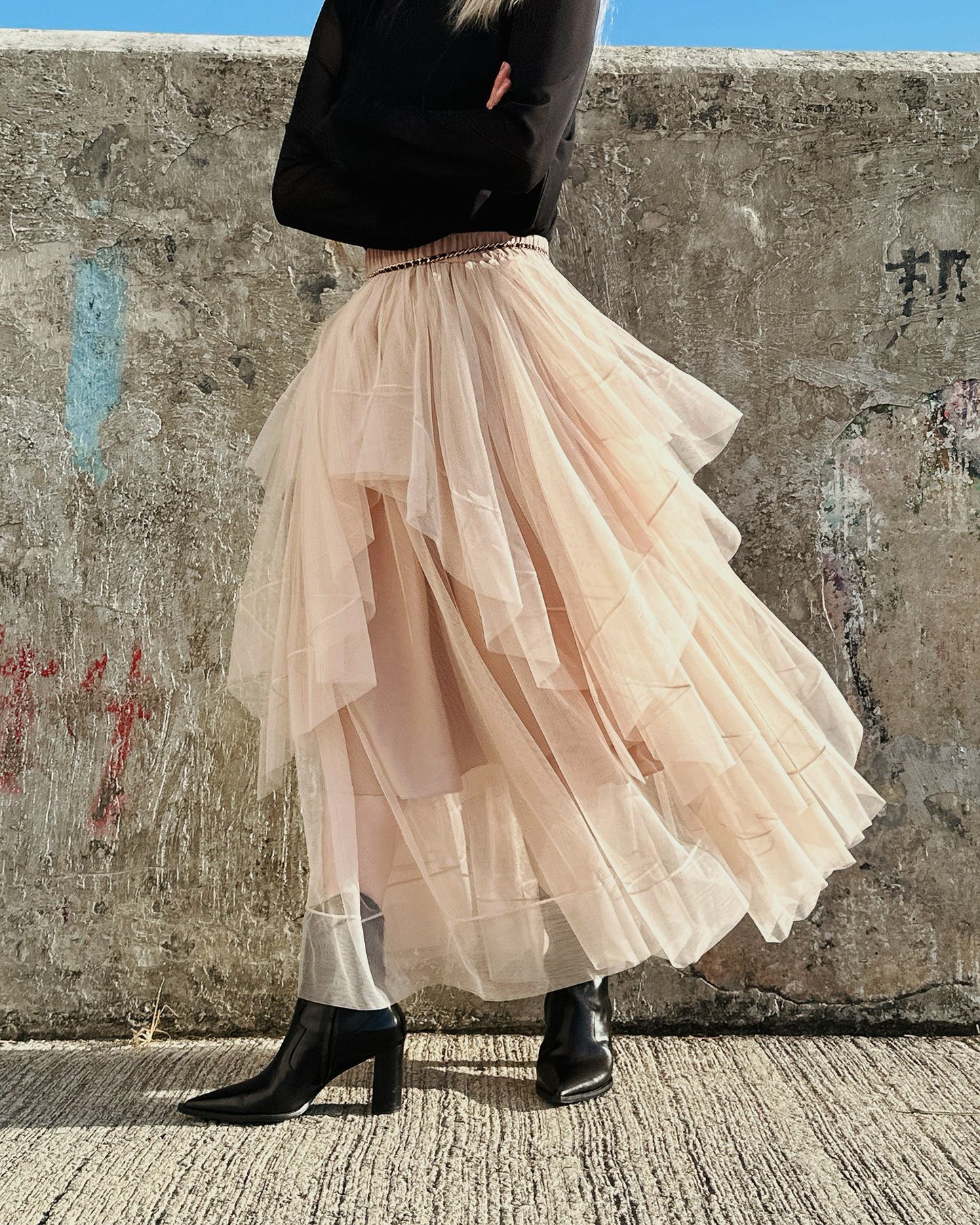 aalis EMBER tiered cascade mesh skirt (Nude)