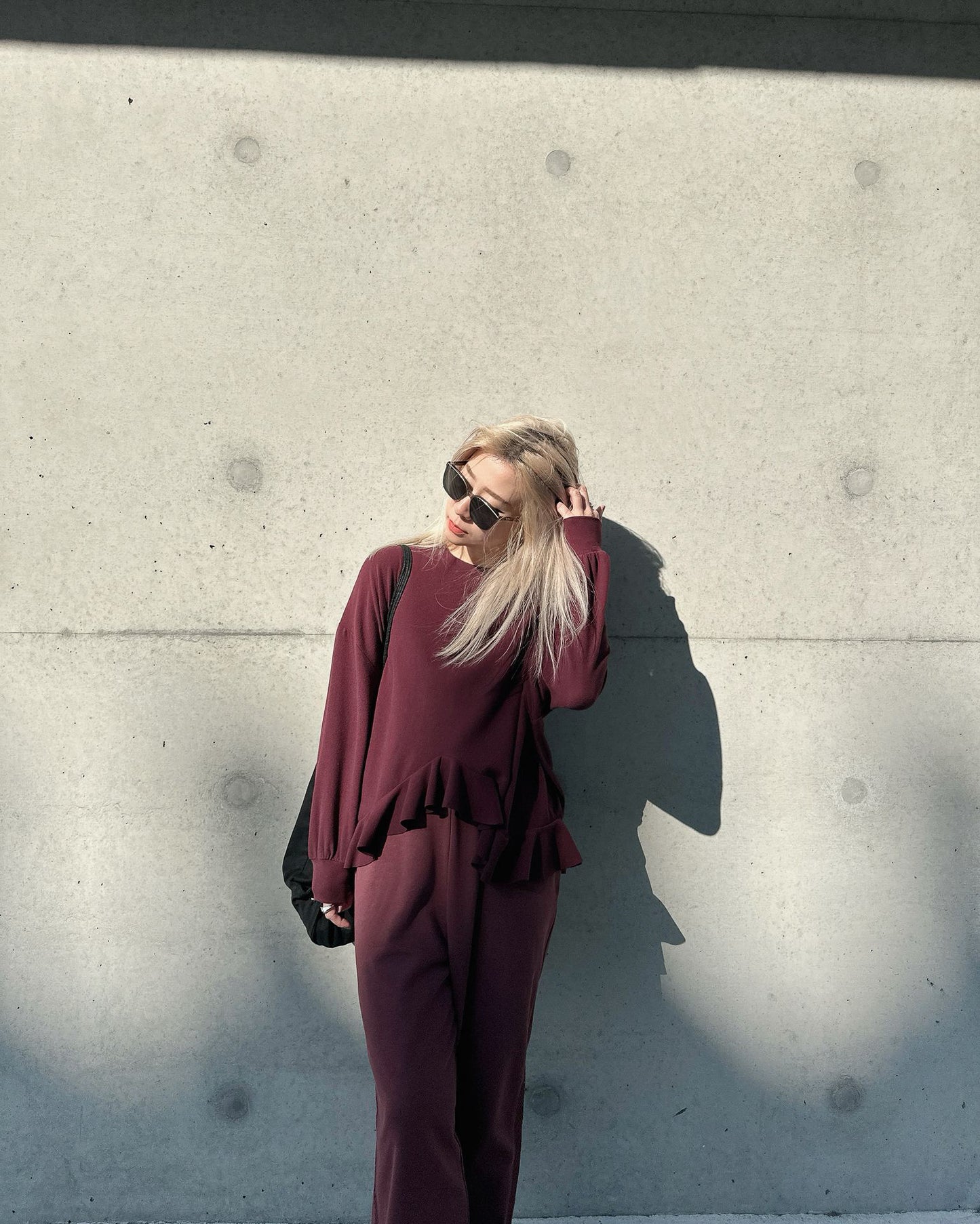 aalis CARA FW25 ruffle hem sweater (Plum)