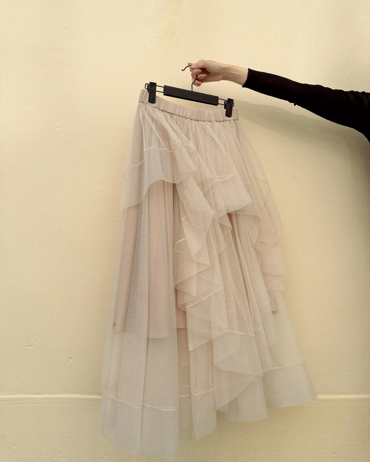 aalis EMBER tiered cascade mesh skirt (Nude)