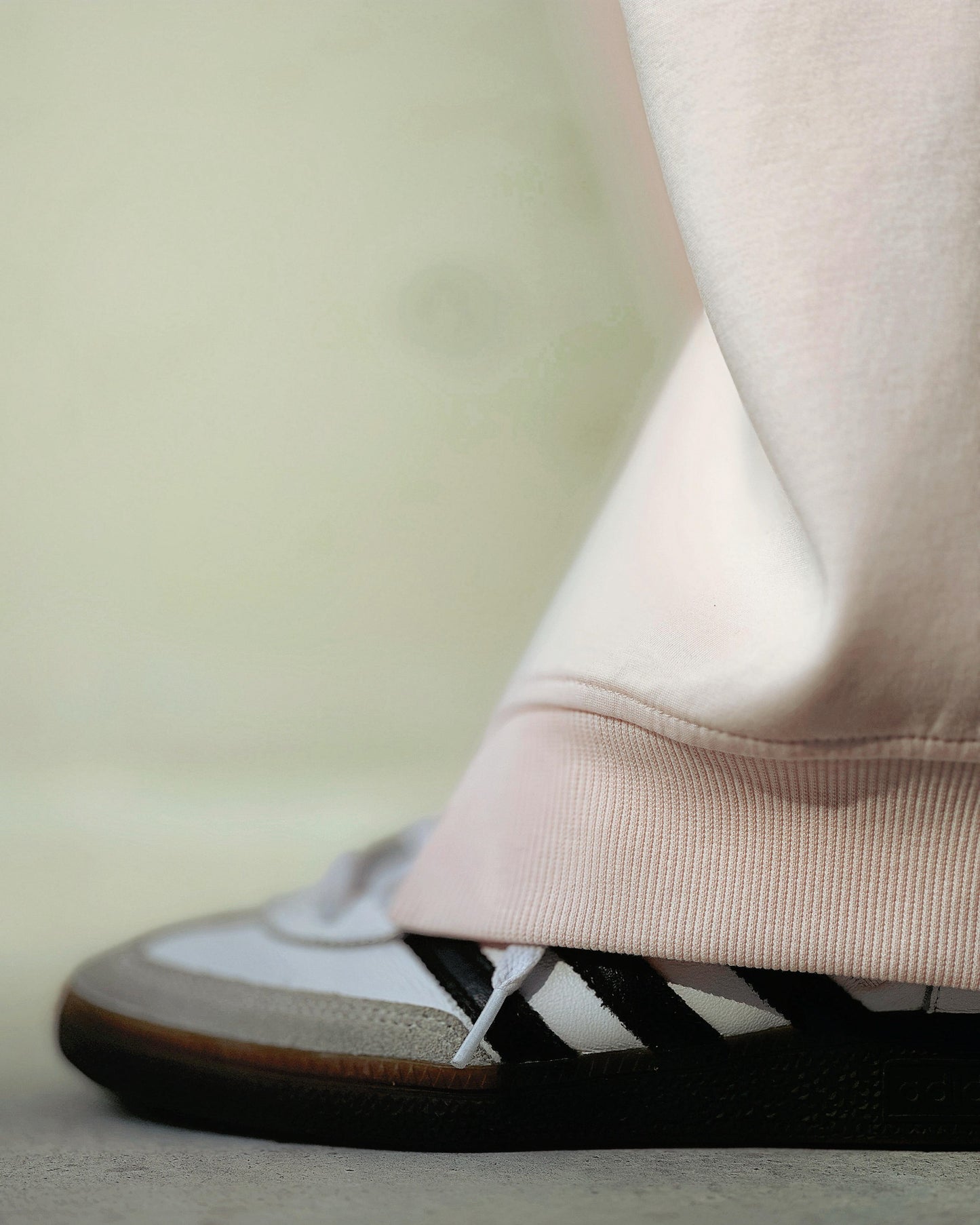 aalis NATA side slits sweat pants (Lt Pink)