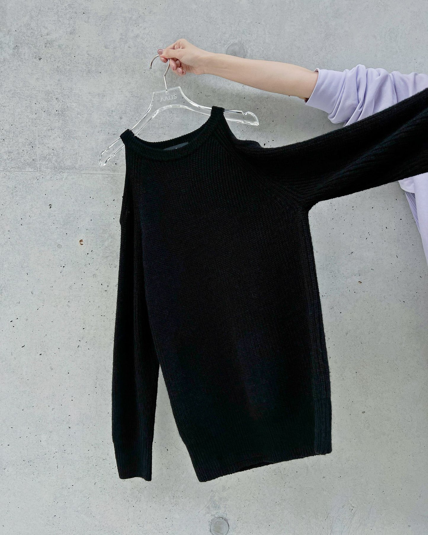 aalis SHYLA cut out shoulder tunic sweater dress (Black)