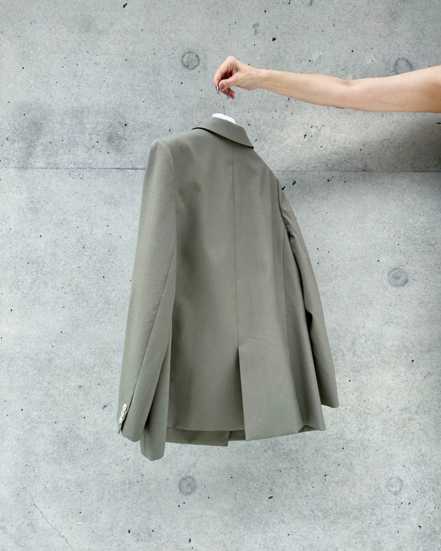 aalis MONI FW25 blazer (Olive)