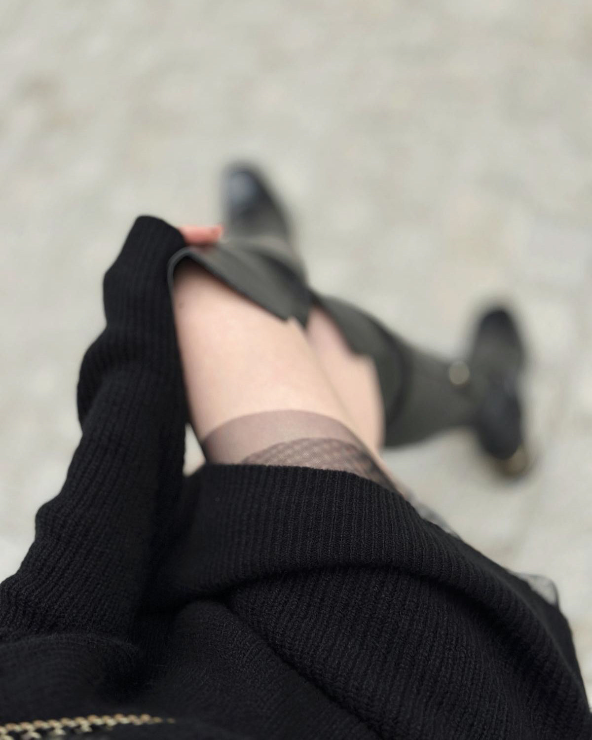 aalis SHYLA cut out shoulder tunic sweater dress (Black)