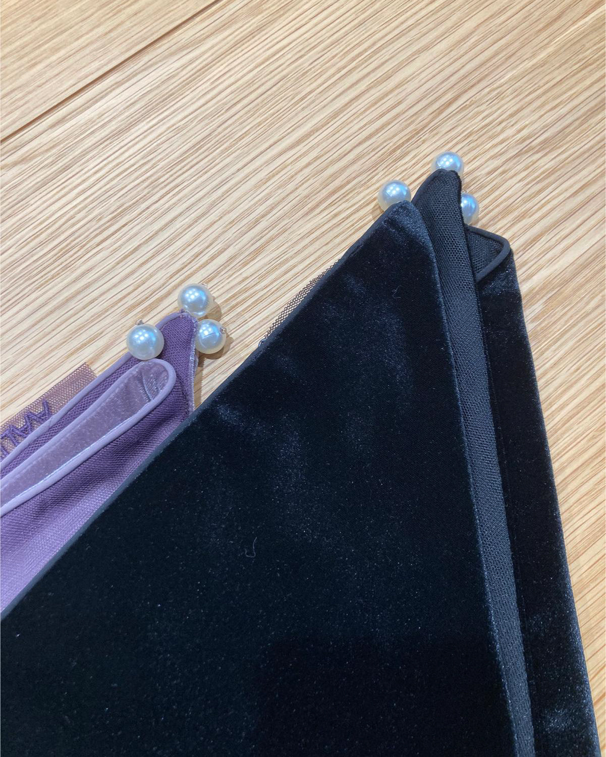 aalis IRA pearl velvet scarf (Black)