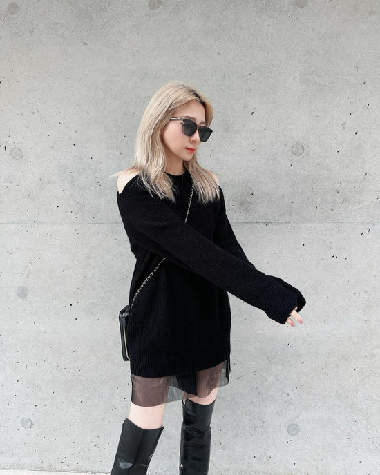 aalis SHYLA cut out shoulder tunic sweater dress (Black)