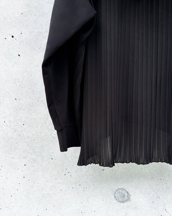 aalis PARMA pleated chiffon hoodie (Black)
