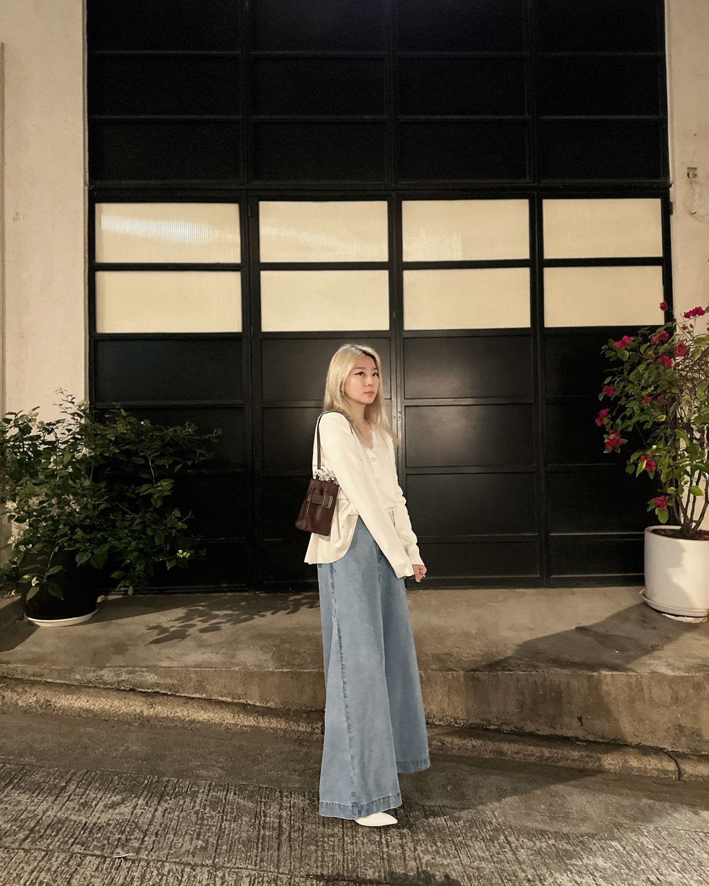 aalis CHARLEE velvet panel V neck cardigan (Ivory)